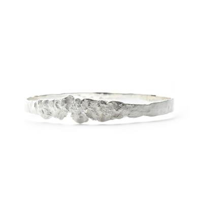 asymmetric bracelet with coarse structure